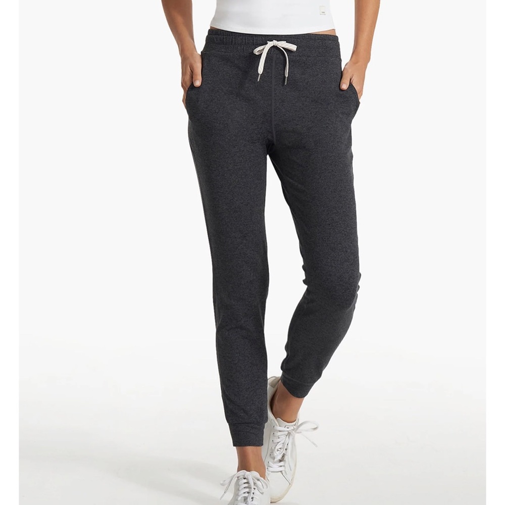 Vuori Performance Joggers